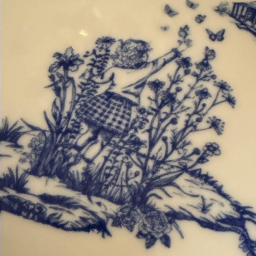 Rare Dolly Parton Blue and White Cake Stand - Picture 6 of 9